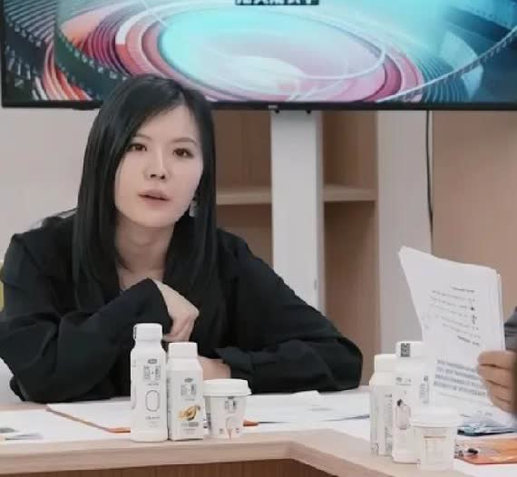 这下张书维让大家爽了！直言“张丹峰的事网上可是有画面的还跟我们扯莫须有的”？