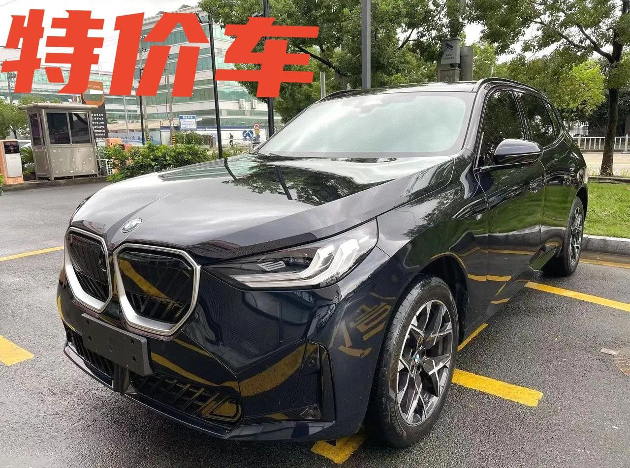 车型：宝马2026款X3xDrive25L2.0TM运动曜夜套装车况