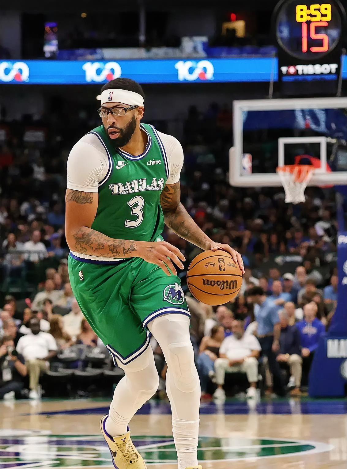 湖人还能如愿迎回安东尼·戴维斯吗？答案可能只剩一个——除非送出里夫斯，否则很难撬