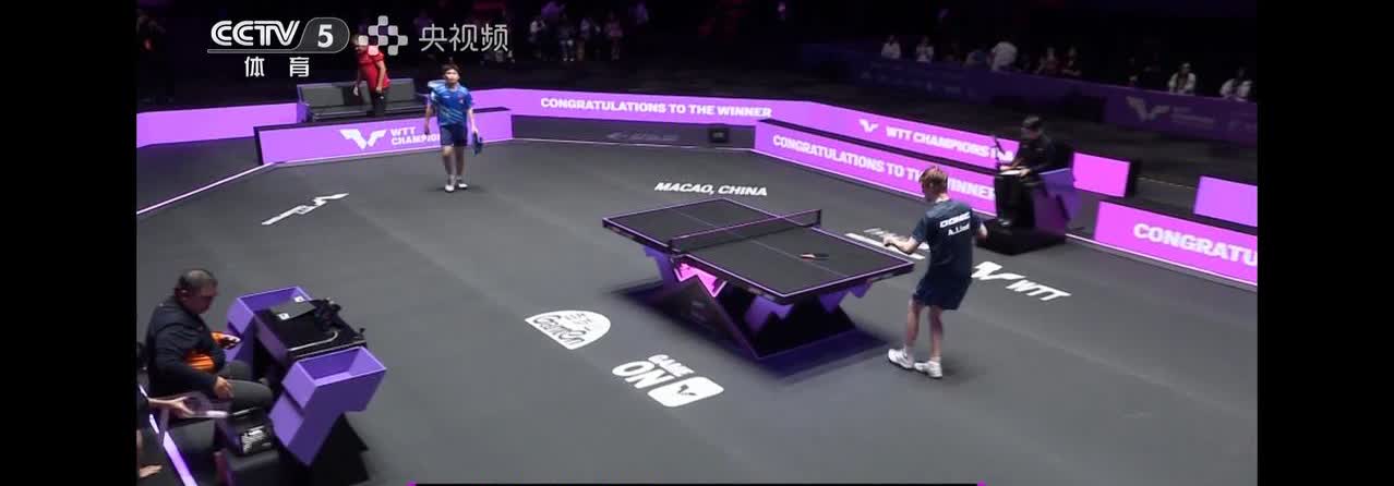 林德就靠这一手，打赢了小石头。石头与林德以往交手，保持全胜，而且