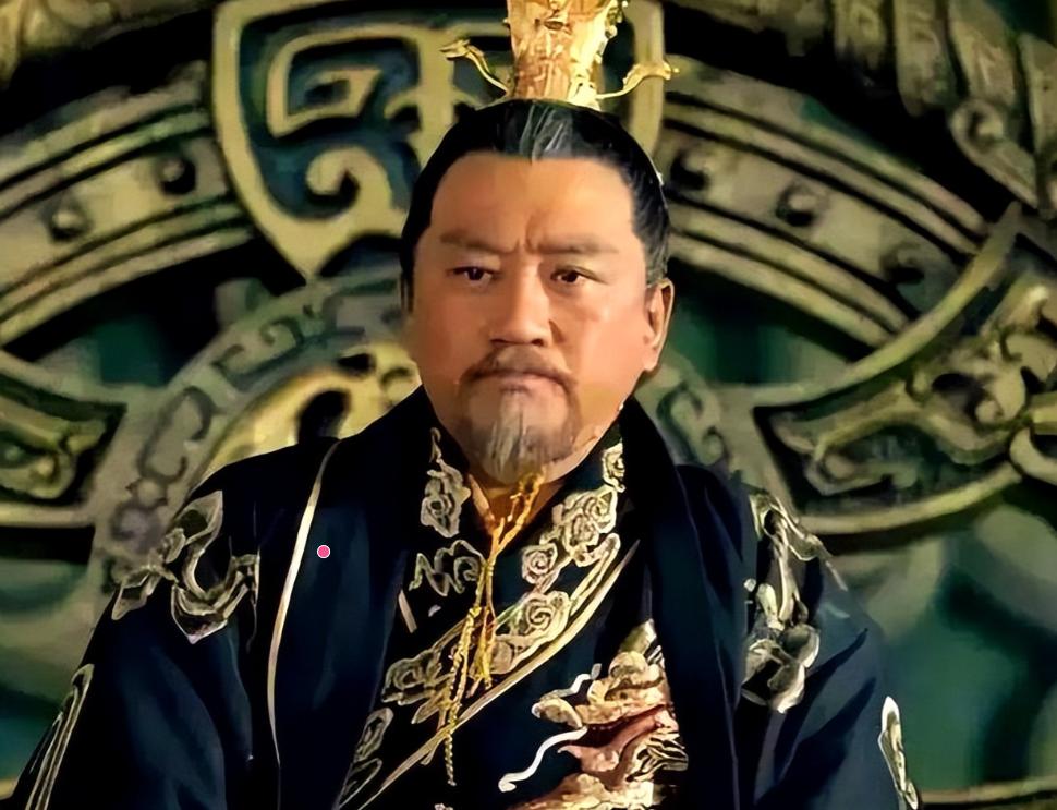 一个皇帝，在位48年，近40年不碰女人，不吃肉，不喝酒，一天只吃一顿素菜，一顶帽