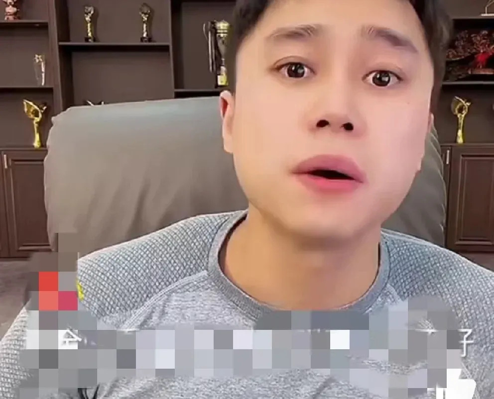 刘二狗表明近期将有直播活动，期待回归展示凝聚力与真实力。他认为当前PK界有多位佼