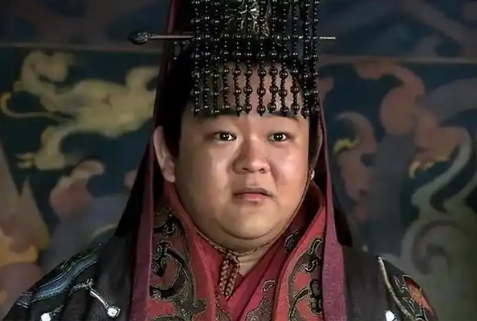 诸葛亮去世前，阿斗问了他一个问题，诸葛亮才明白他傻都是装的。 麻烦看官老爷们