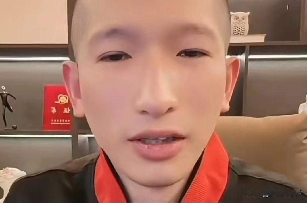 狗磊讲述自己心太软，借给粉丝2万块钱！2021年一