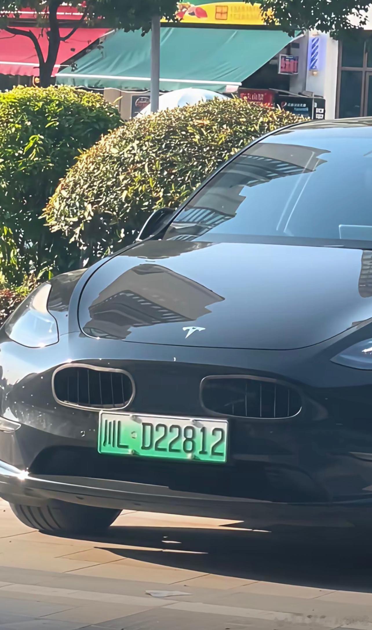 这鬼天气！不弄个鼻孔出来都呼吸不上气来[捂脸哭][捂脸哭][捂脸哭]​​​