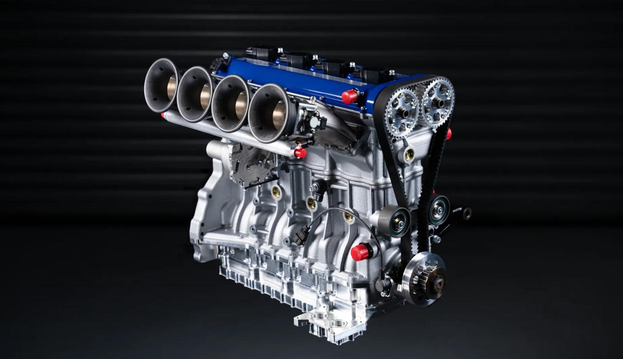 一台福特万转2.0L自吸发动机提到万转发动机，大家都会很自然的想到各种日系发动