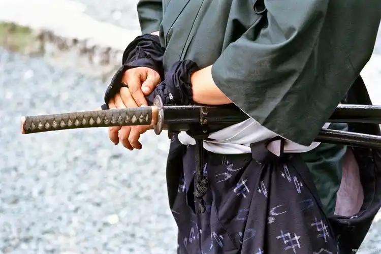 “即使饿着肚子，看到支那中国女人就来精神了。”这是侵华老兵东征雄回忆录里的一段话