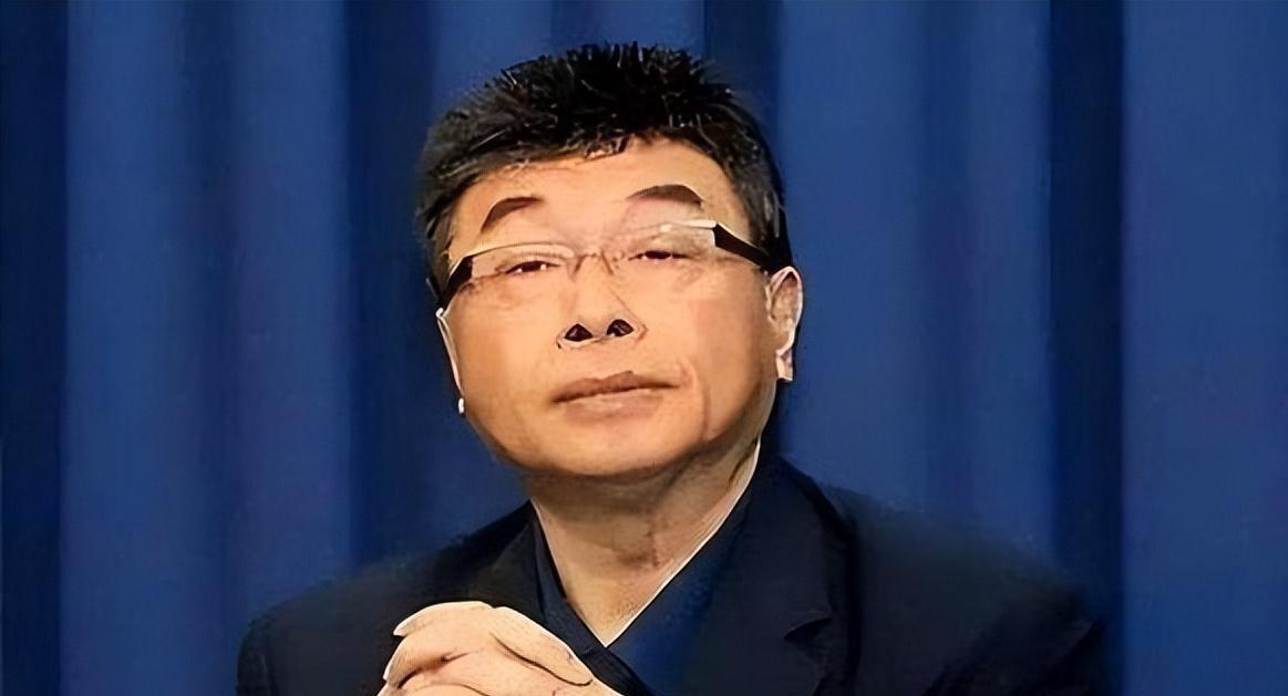 这次要给邱毅点赞！至少邱毅总算给郑丽文说了一句公道话。当国民党主席之争陷入僵局