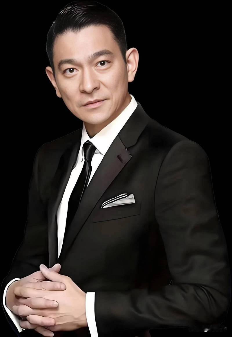 刘德华是华人娱乐圈的标志性人物，俗话说一年一影帝，百年刘德华，他在职业生涯创造了