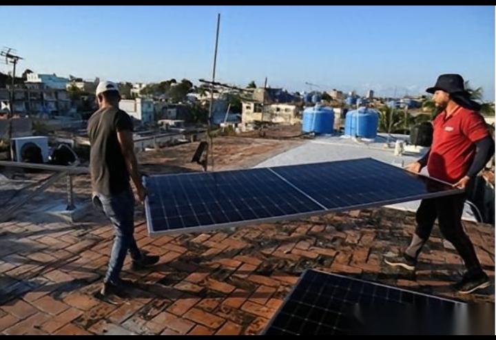 万万没想到，把古巴从每天停电二十小时的绝境里拉出来的，不是哪国的运油船，而是中国