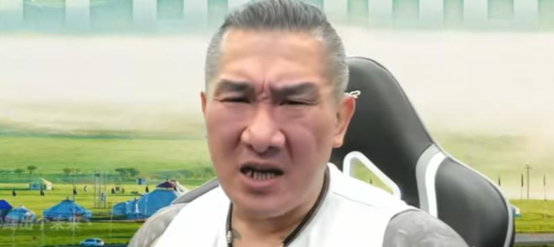 馆长：那时候想一走了之。馆长陈之汉在9月25号的直播中说出来一件让人意想不到的