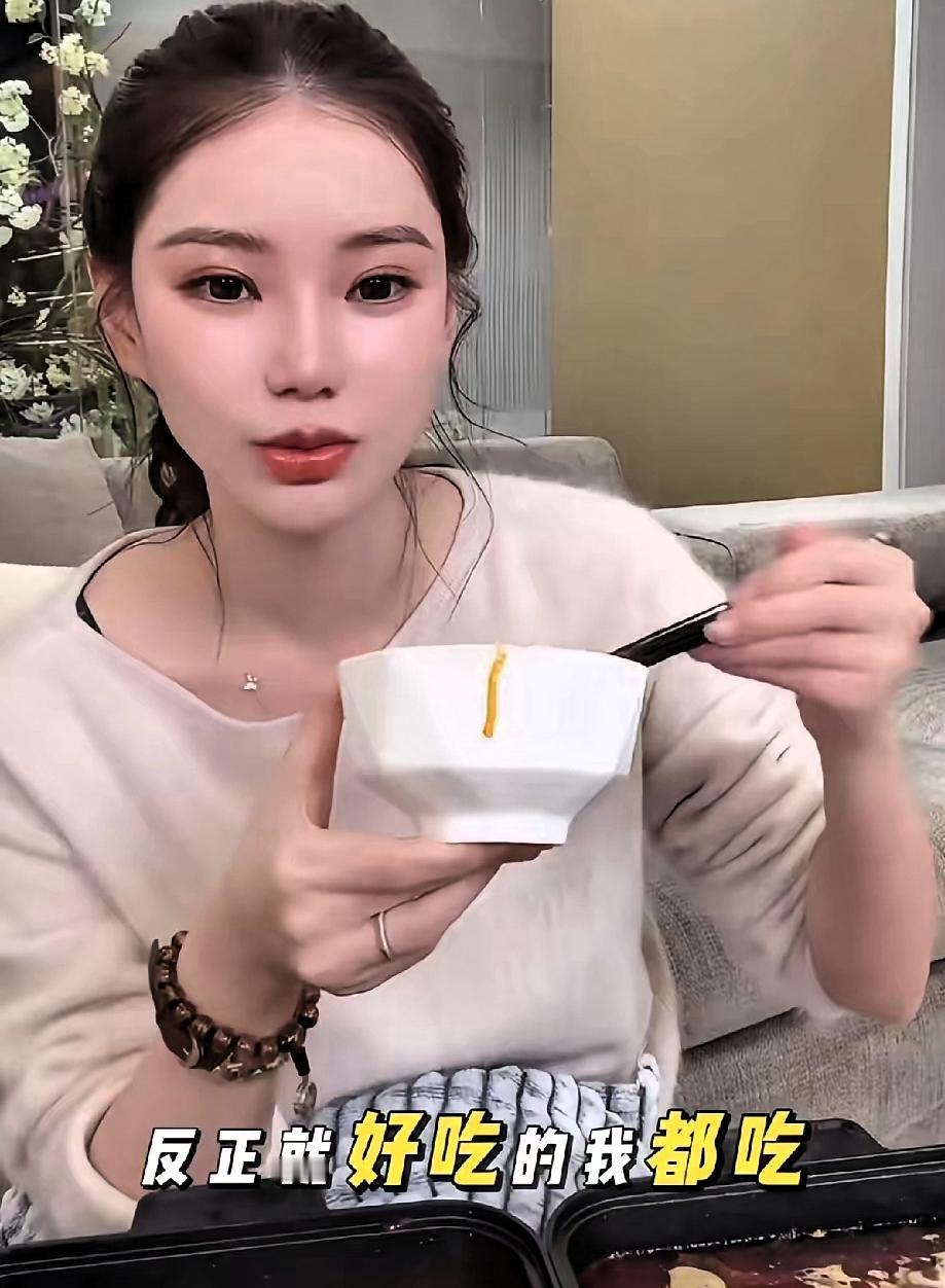 酸甜辣冰，筱梅的孕期反转剧：性别猜想与活力准妈妈筱梅怀孕了，爱吃酸的甜的辣的冰