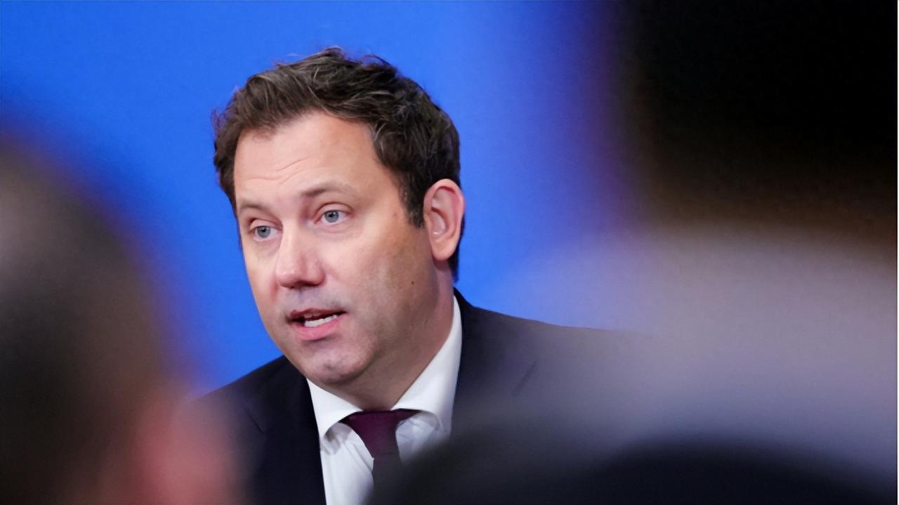 行程结束，德国财长访华画上句号，从中国临走之前，留下了一句话。德国财政部长科