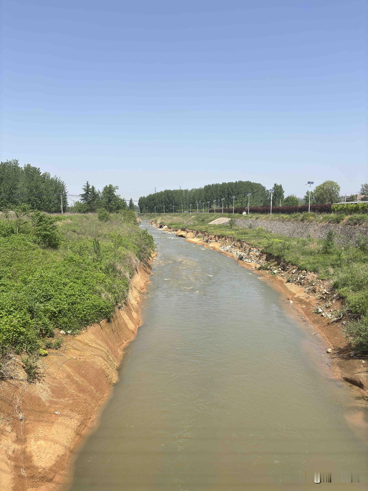 西安长安区潏河随拍，这是在樊川路上拍的，这个桥叫洋桥潏河桥，还有图三里写的老环山
