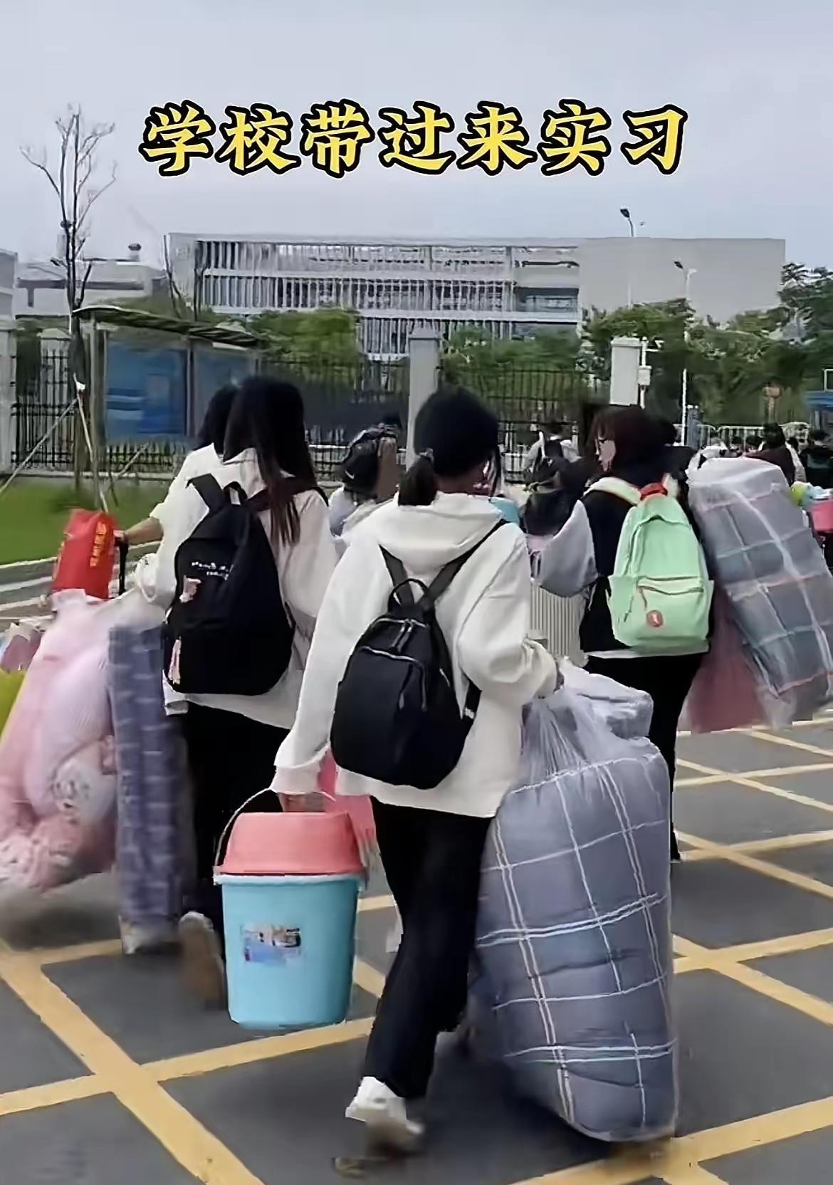 有些职校，已经不满足于收学费了。它们开始直接“卖”学生。不听话就用毕业证卡你