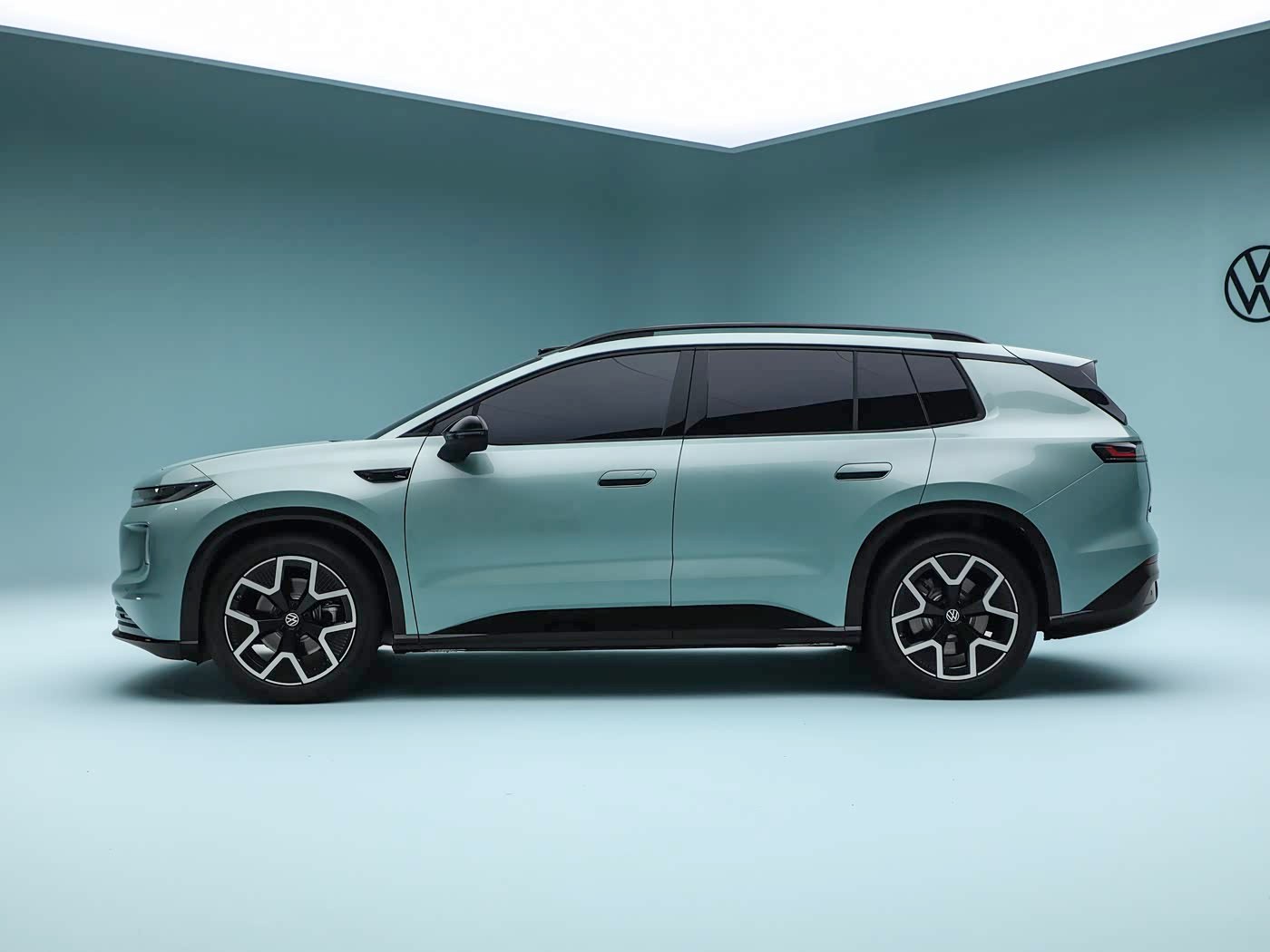 车市观察感觉大众的预判能力还是可以的，5年前在国内发布了ID的346三款车，放