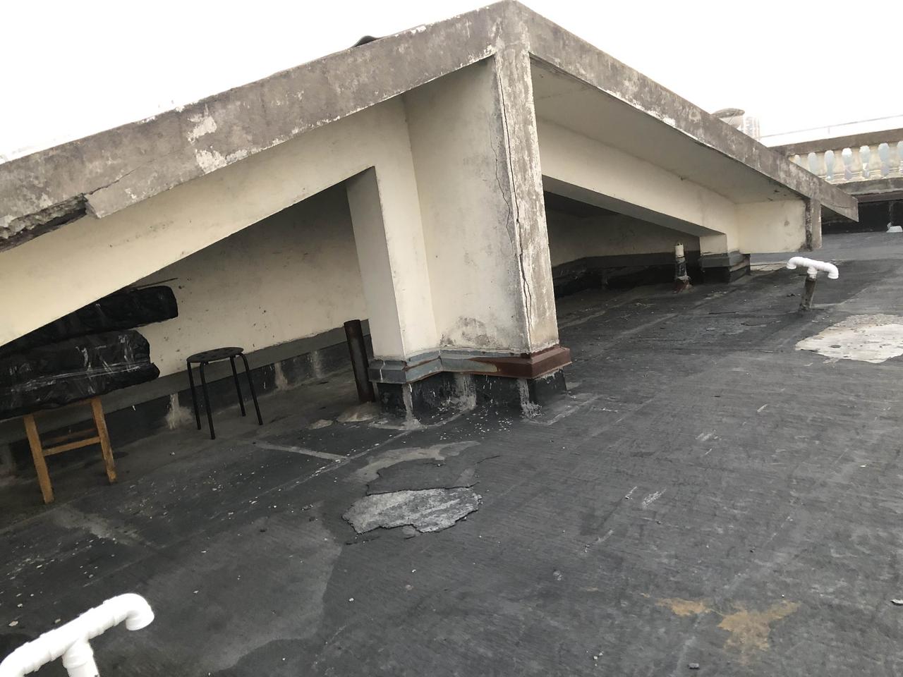 为何说我们的建筑设计太过粗糙。因为随便去看一座上海建筑，到处都是愚蠢浪费到令人发