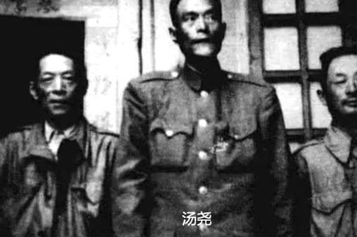 1950年，国民党最悲催的大员，才逃到台湾喘口气，就被老蒋一脚踢回云南，脚跟还没