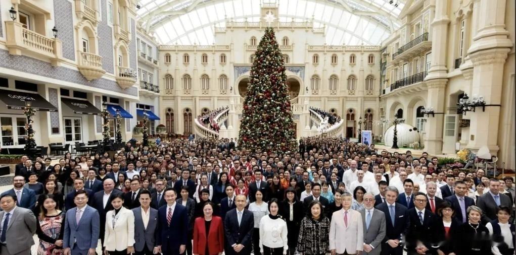 何超琼把美高梅国际的股票全卖了五个交易日，1.4亿美元落袋，差不多11亿港币
