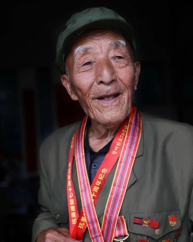 2020年，淮北退役军人事务局接到举报，称一位90多岁的煤矿退休工人曾是抗美援朝