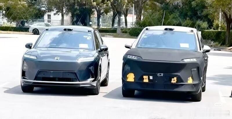 原来全新蔚来ES8这么小[doge]新能源汽车大v聊车​​​