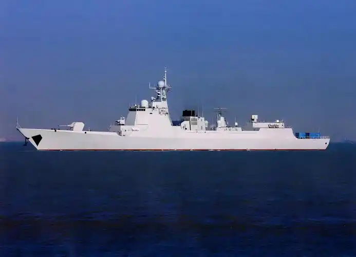 为什么不多造点055型驱逐舰，反而继续批量生产052D？因为说白了，052D才是