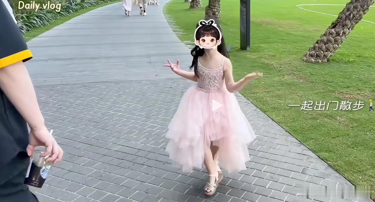 潘玮柏一家3口海南游，住10000元一晚的酒店，6岁女儿出镜肤白！