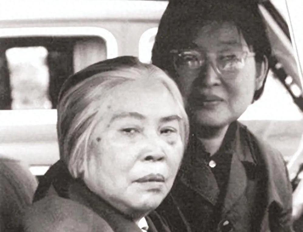 1953年毛主席会见贺敏学时，谈到贺子珍，恳切请求他劝劝她，是真情流露的时刻吗？