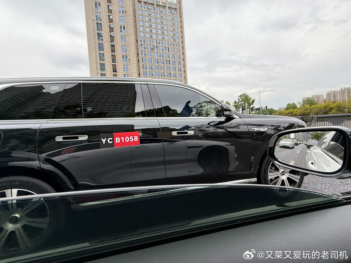 新问界M9的路测图，继续.......王者即将归来鸿蒙智行新能源汽车