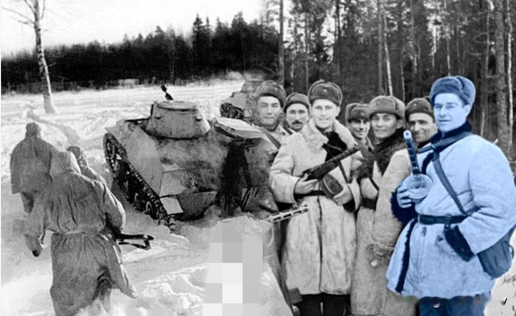 苏联序号1山地步兵师组建于1941年9月的摩尔曼斯克地区。当时由于苏联军队在