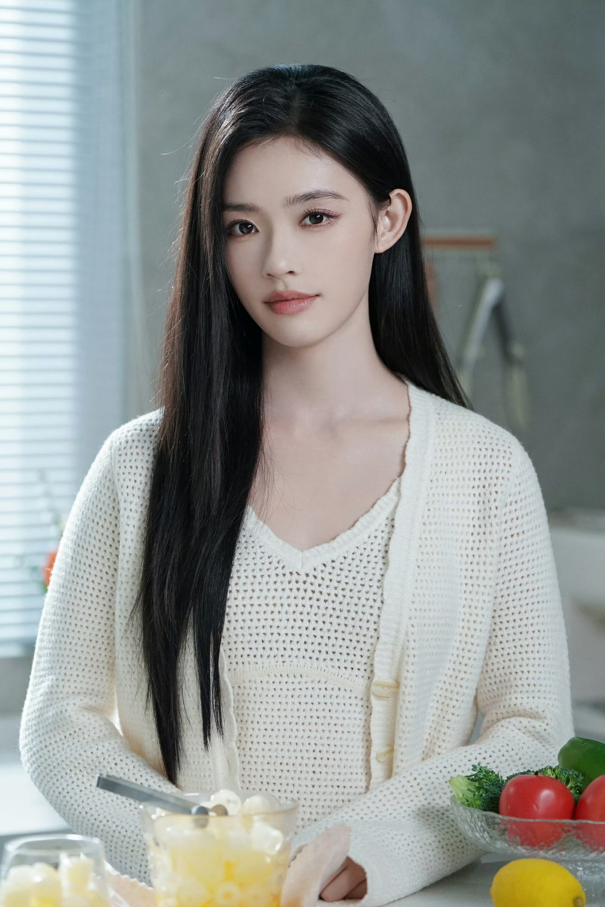 是家居风林允，好美！最爱黑长直～温柔风大姐姐！