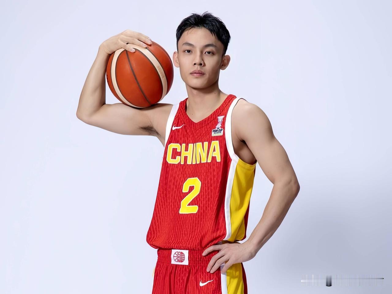 徐杰赚得盆满钵满！8月29号，徐杰将短暂离开广东男篮，理由是这名后卫将参加一场