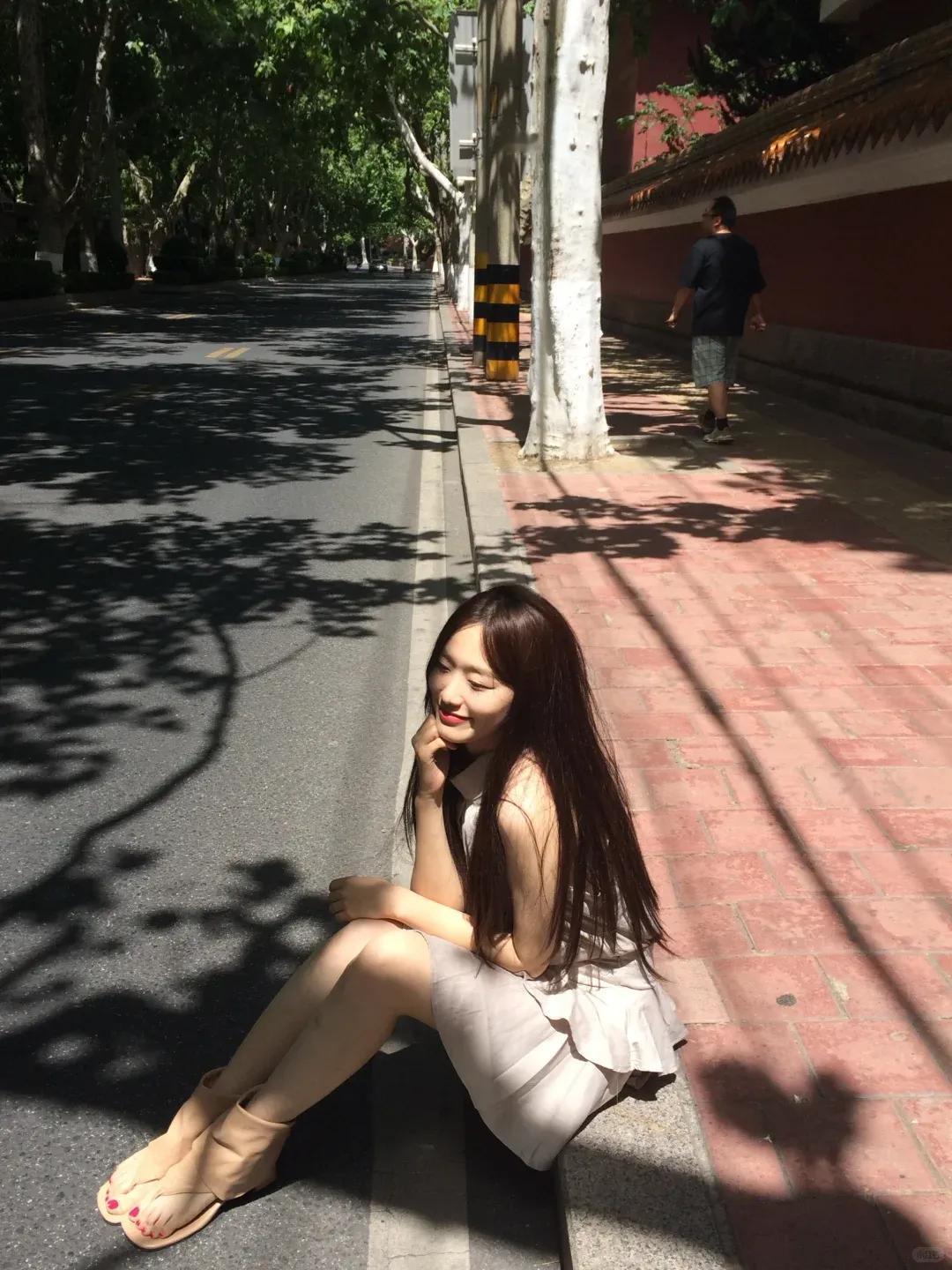 如果吻她一下会穷三年，但你愿意吗大三学生浪漫换算