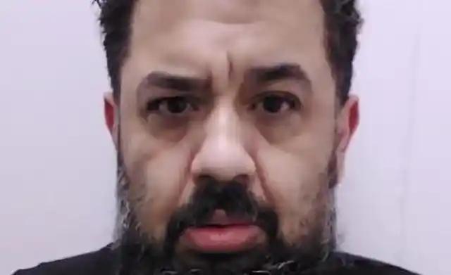 英国伦敦，一名男子已经45岁还在家中啃老，更加可怕的是，他还沾染毒瘾，多次威胁逼