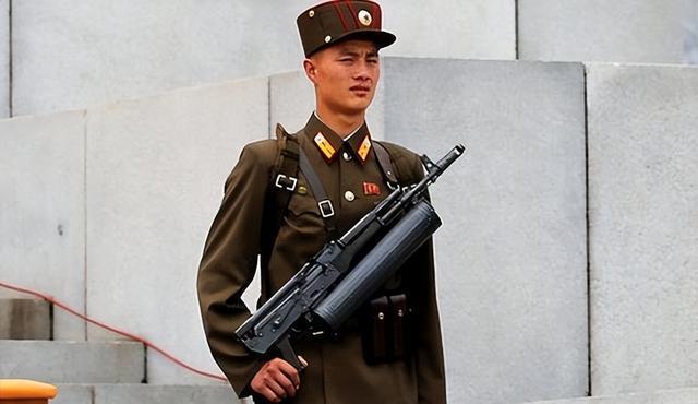 南下，统一？朝鲜发最后通牒：4个军团30万大军，随时能打第一炮然而，这背后隐