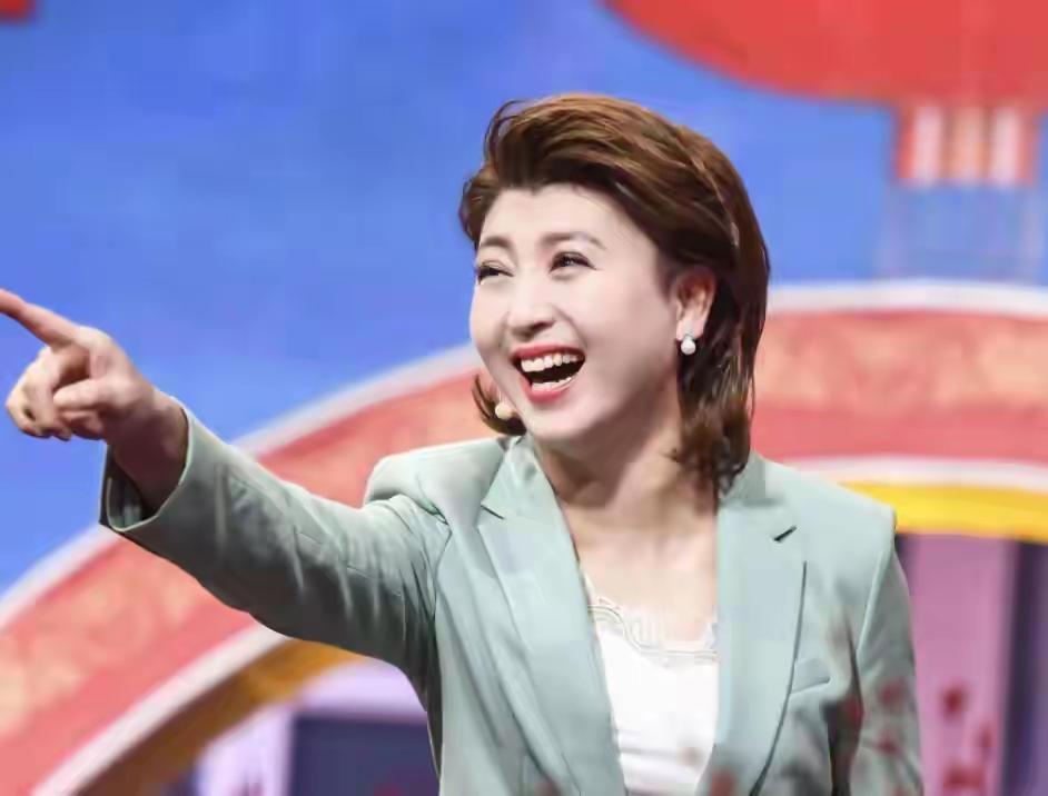 这家伙这回算是拉稀了！有可能还要吃免费的饭。再不敢狂了！挣钱那么容易，也敢在税