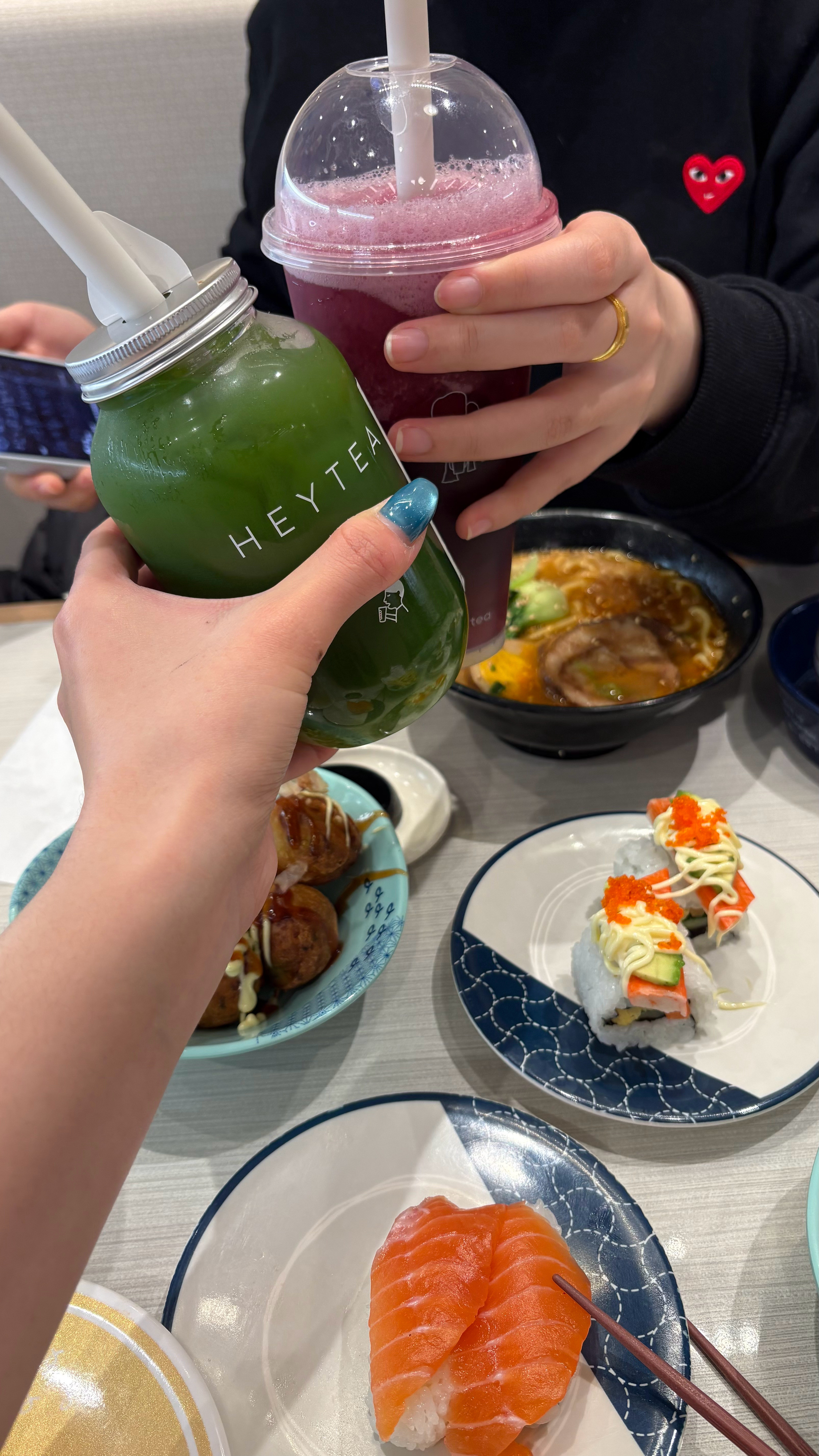 宝宝肚肚又打雷了