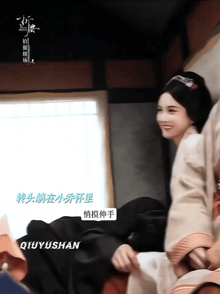 刘宇宁真的对别的任何女的都不这样！这种藏在细节里的暧昧最戳人了，一个眼神躲闪