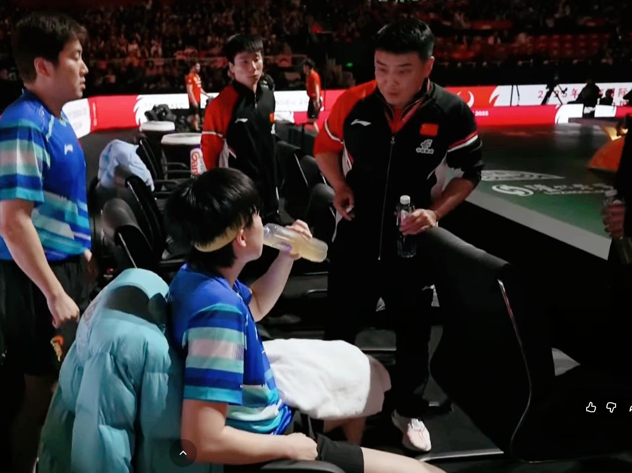 王楚钦1:2爆冷输给弗朗西斯卡后，王皓安慰说：如果今天是五局三胜制，你就赢