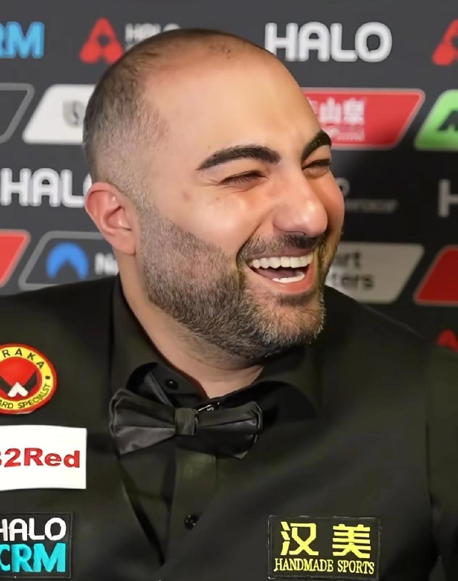 来吧，一起来听听瓦菲，8-13落败后的高情商发言，整个过程充满了欢声笑语，似乎瓦