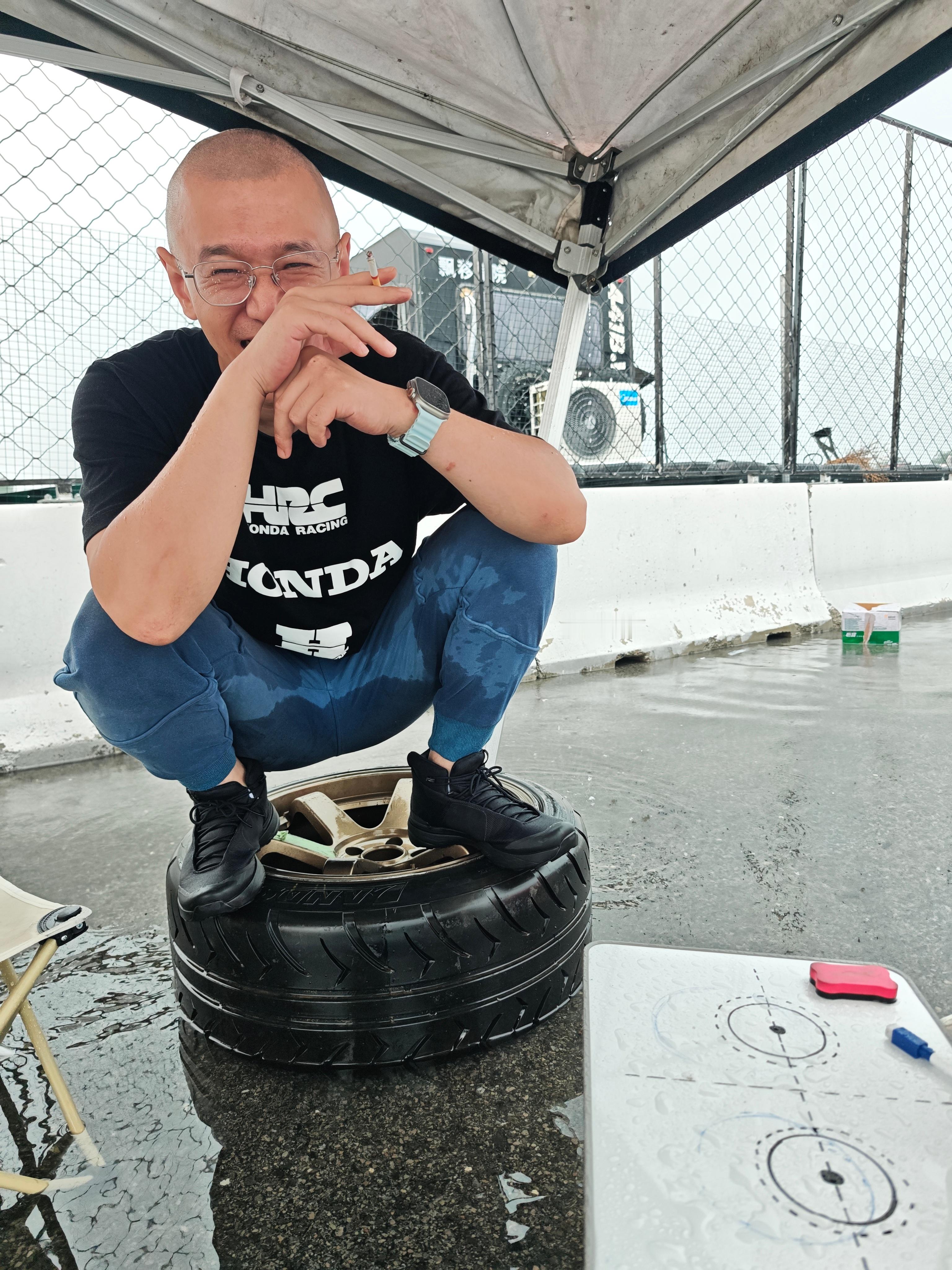 王老师飘了别不正经说车​​​