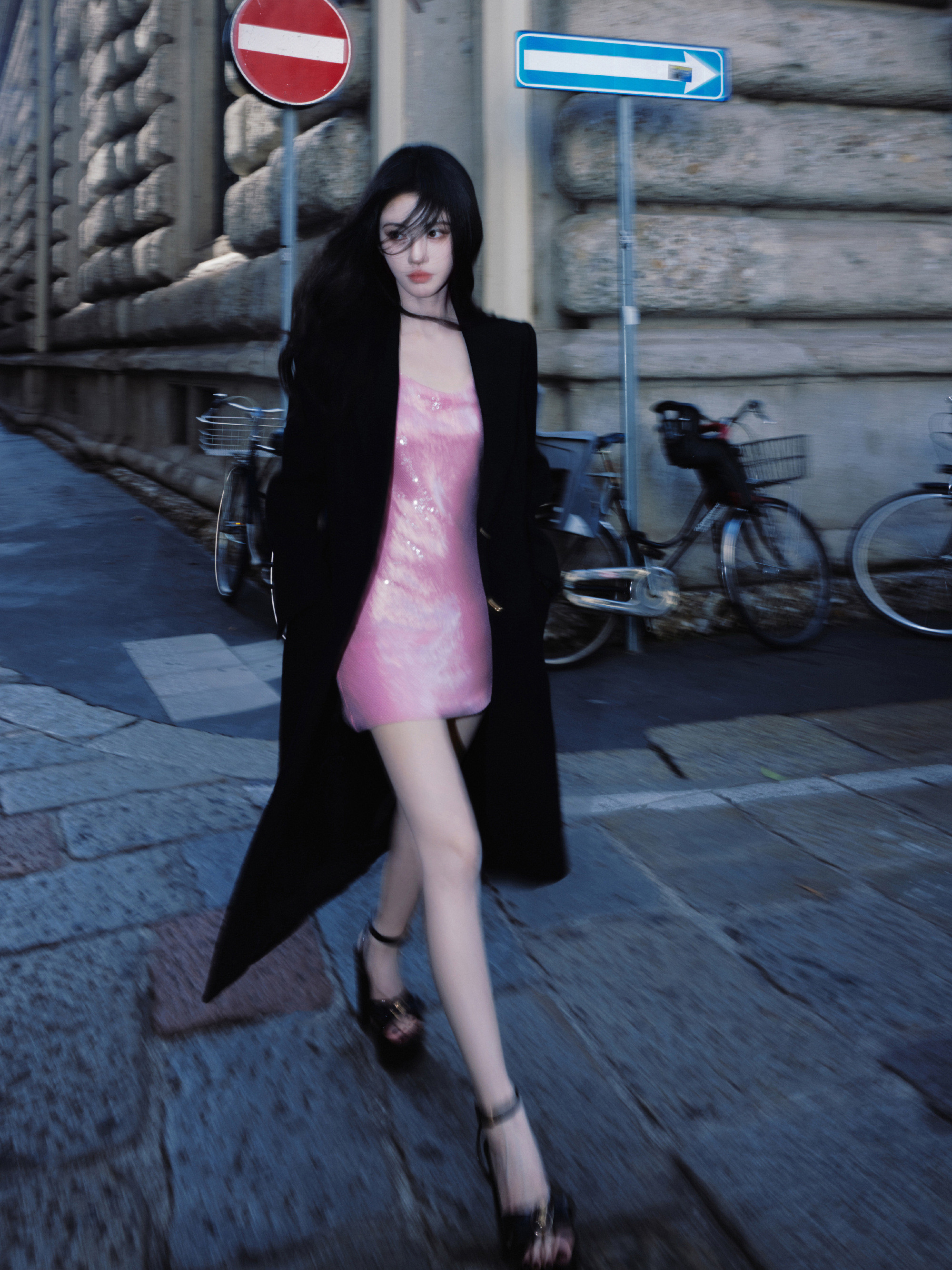 鞠婧祎星光值第二单小时暴涨124万，厉害了姐~《九州天空城》不错，期待待播剧