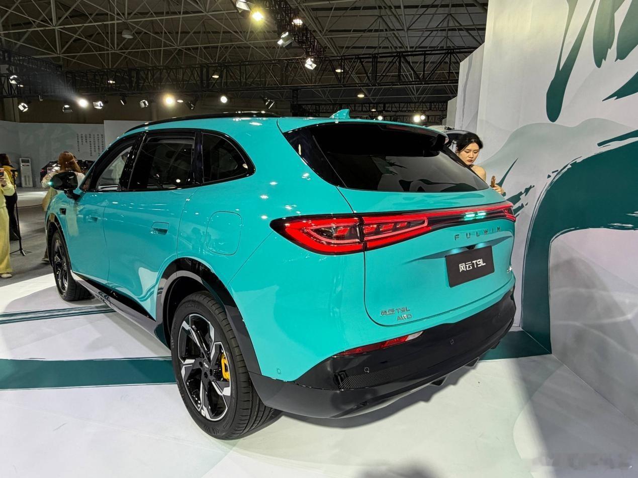 奇瑞风云T9L上市前连夜降价1万，2920轴距+2000km续航，价格行？15万