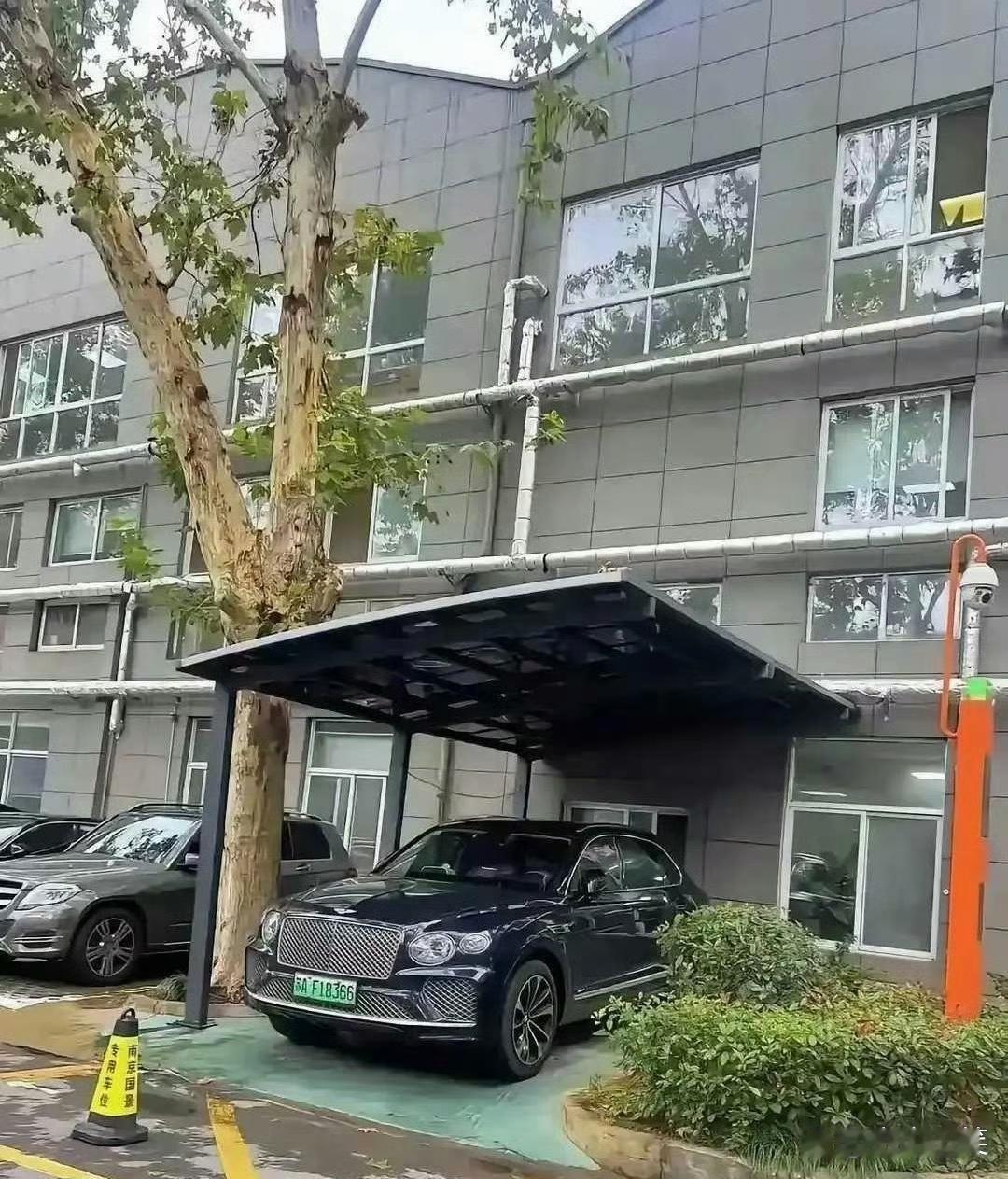 这不是有钱就行，这是要有权才行！