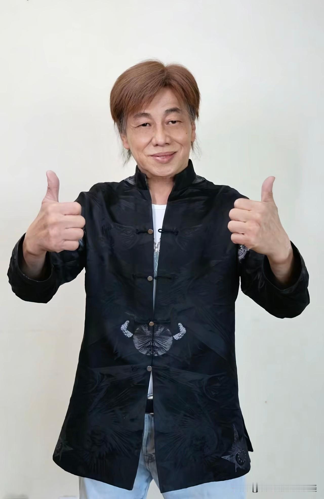 终于搞明白了，梁小龙去世为什么18号才公布这事件，不是因为他的家人忙