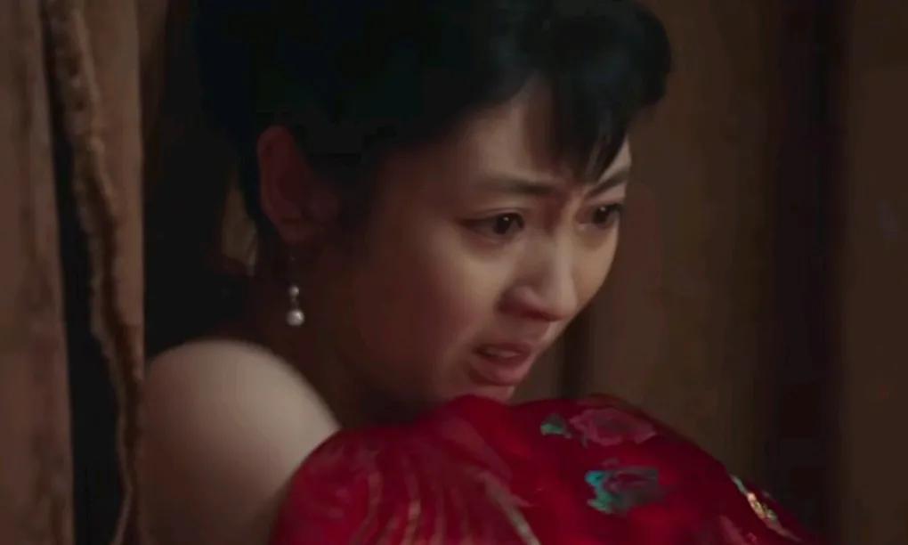 《生万物》为了给费家传宗接代，嫂子不惜下药让苏苏和费文典有了夫妻之实，其实苏苏比