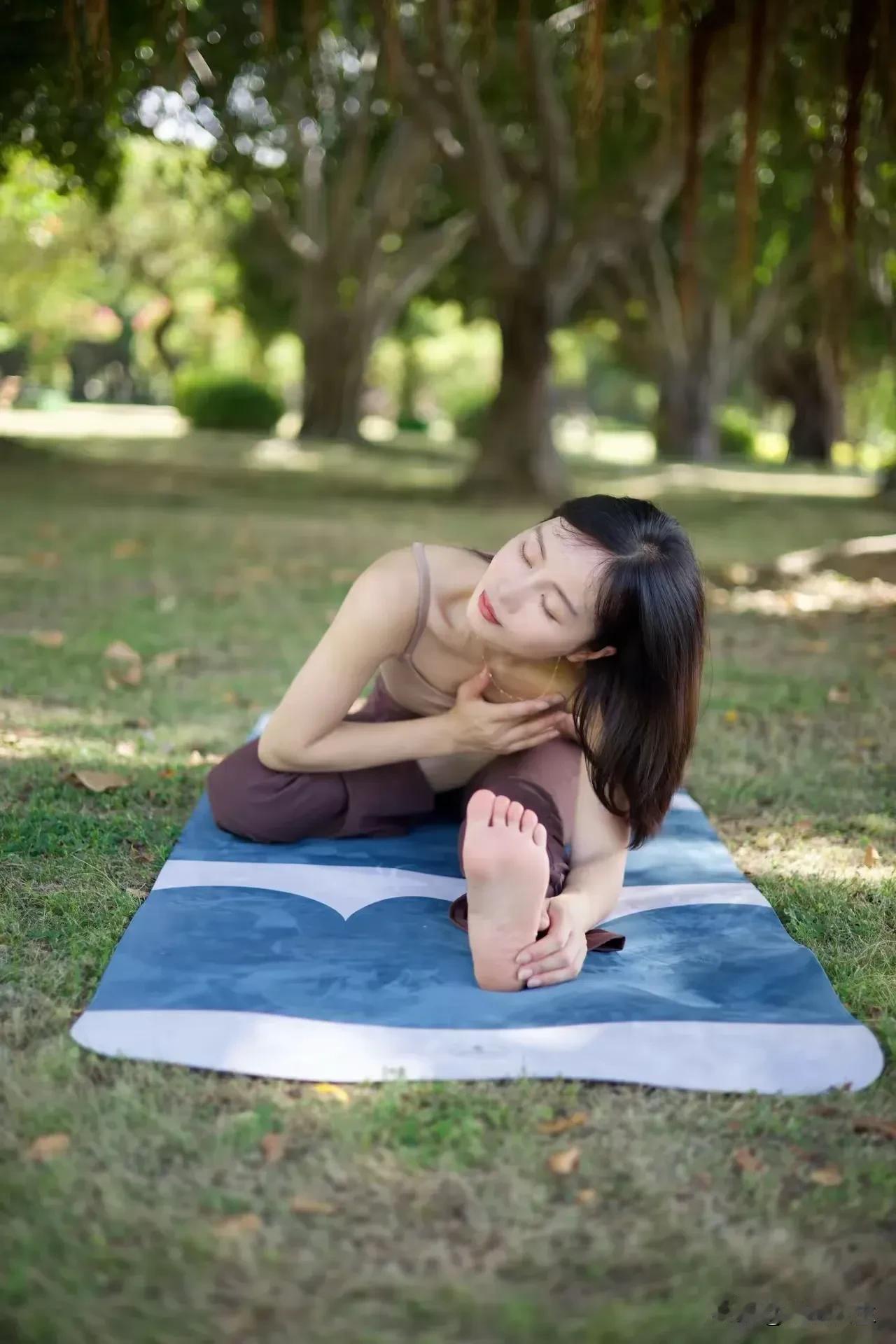 时间的渡口，我们都是过客，总要学会用心微笑