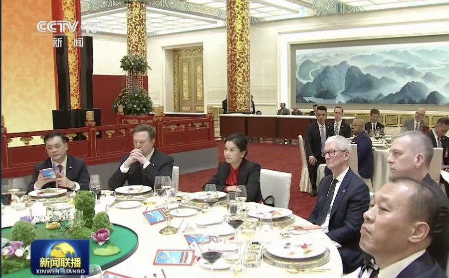 这次中美会谈中一个完全符合DEI，美国梦标准的照片，让x上的美国人破防了
