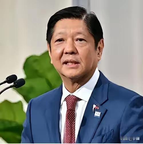 据央视新闻报道，9月12日，救援人员在起火船只上再次清点出多具遇难者遗体，遇难人