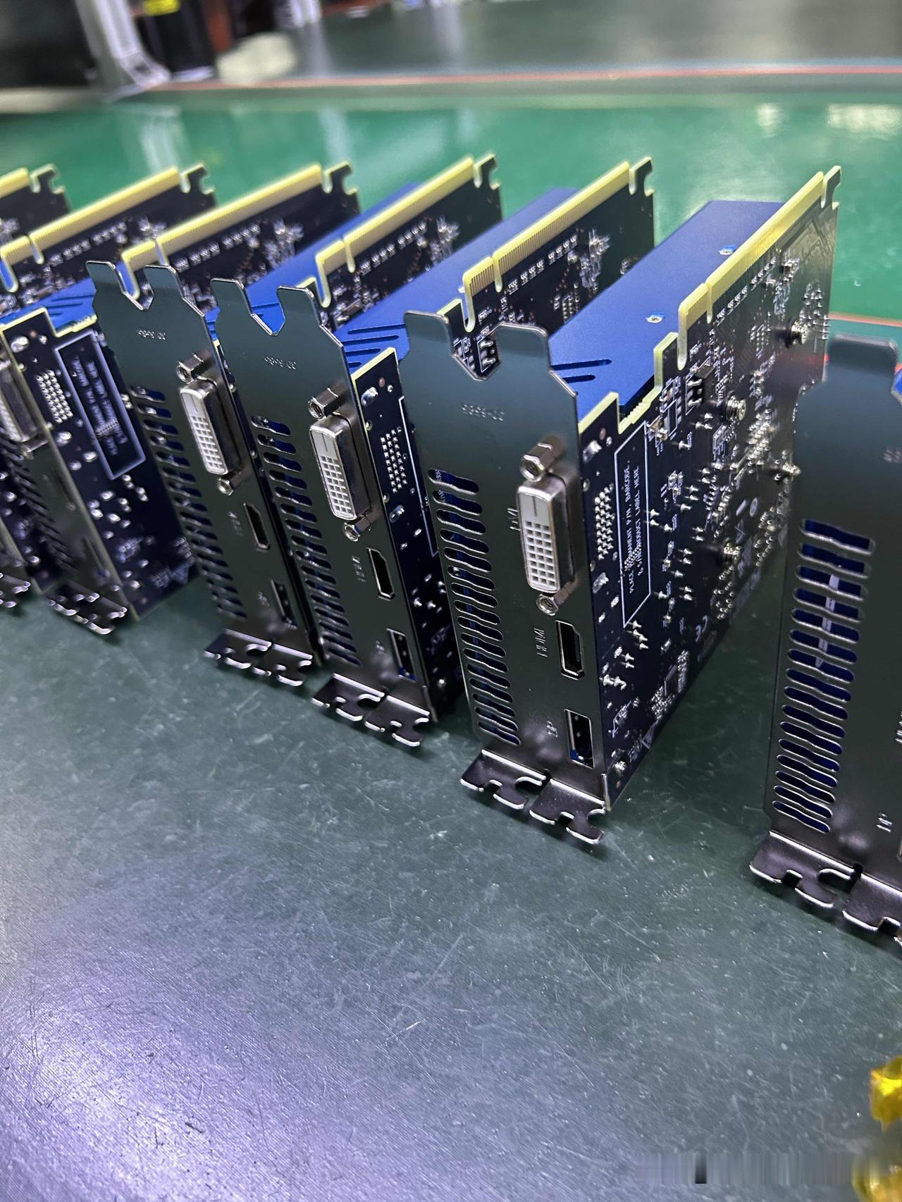 代工这么个东西，真的有那么赚钱吗？我们厂就是代工这个东西的。全厂53人，一天就